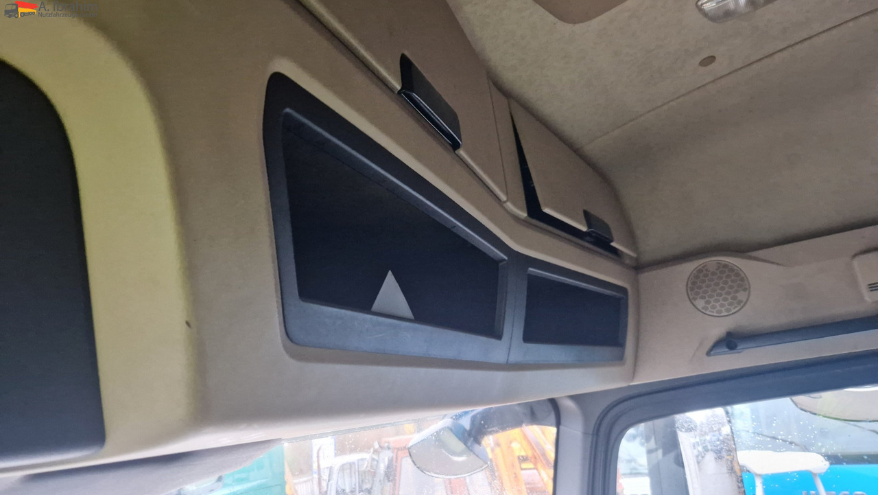 Mercedes-Benz 1845 Retarder Klima, Kühlschrank Edscha, Retarder, LBW, Zustand gut - شاحنة ذات ستائر جانبية: صورة 5 Mercedes-Benz 1845 Retarder Klima, Kühlschrank Edscha, Retarder, LBW, Zustand gut - شاحنة ذات ستائر جانبية: صورة 5