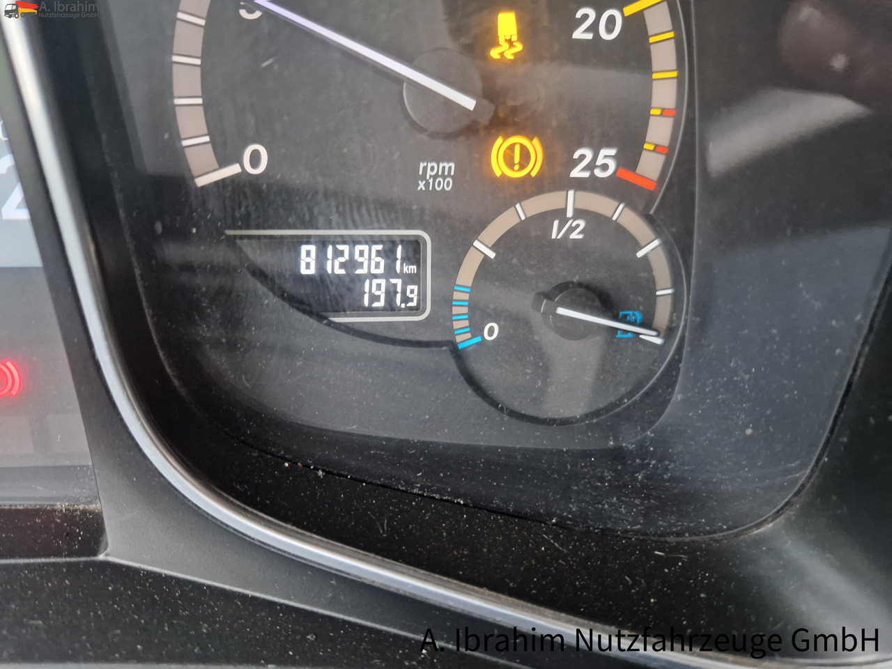 Mercedes-Benz 1845 Retarder Klima, Kühlschrank deutsches Fahrzeug - رأس تريلا: صورة 2 Mercedes-Benz 1845 Retarder Klima, Kühlschrank deutsches Fahrzeug - رأس تريلا: صورة 2