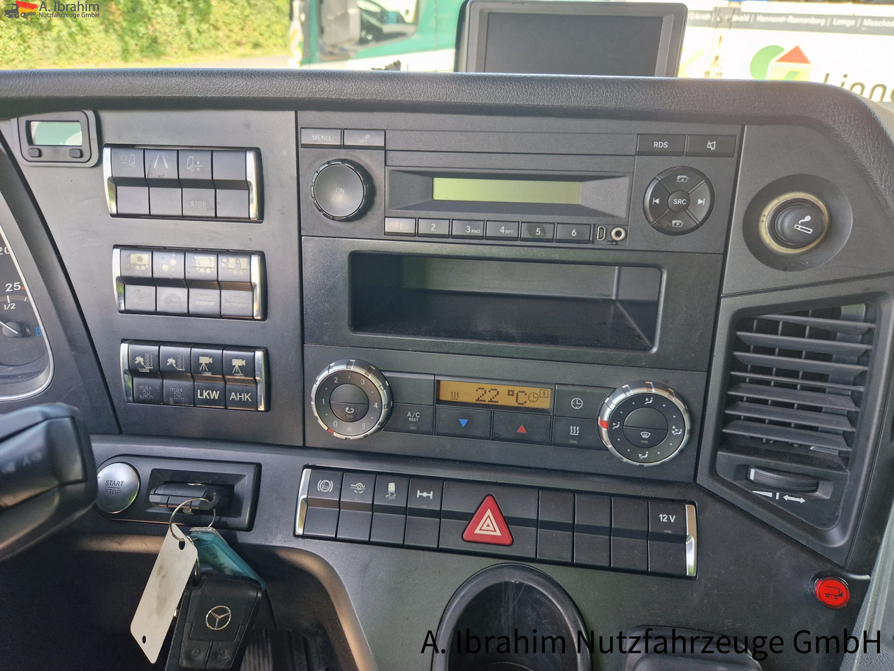 Mercedes-Benz 1845 Retarder, Klima, Navi Schneeketten, Euro 5 - رأس تريلا: صورة 3 Mercedes-Benz 1845 Retarder, Klima, Navi Schneeketten, Euro 5 - رأس تريلا: صورة 3