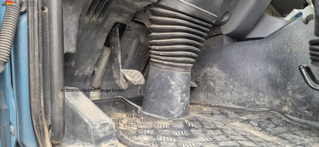 Mercedes-Benz 3241 PM 21-3 Liebherr 7 cbm PUMI Putzmeister Liebherr - خلاطة مع مضخة: صورة 4 Mercedes-Benz 3241 PM 21-3 Liebherr 7 cbm PUMI Putzmeister Liebherr - خلاطة مع مضخة: صورة 4