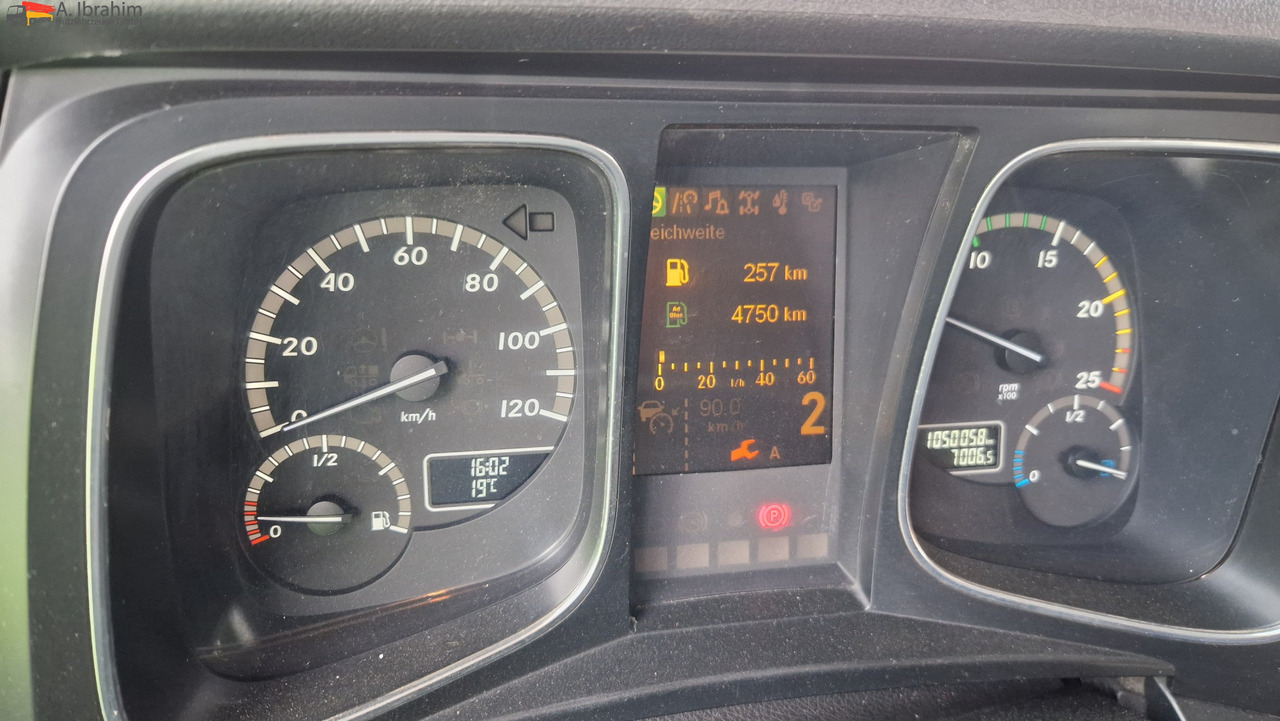 Mercedes-Benz DB 1842, Kipphydraulik - رأس تريلا: صورة 2 Mercedes-Benz DB 1842, Kipphydraulik - رأس تريلا: صورة 2