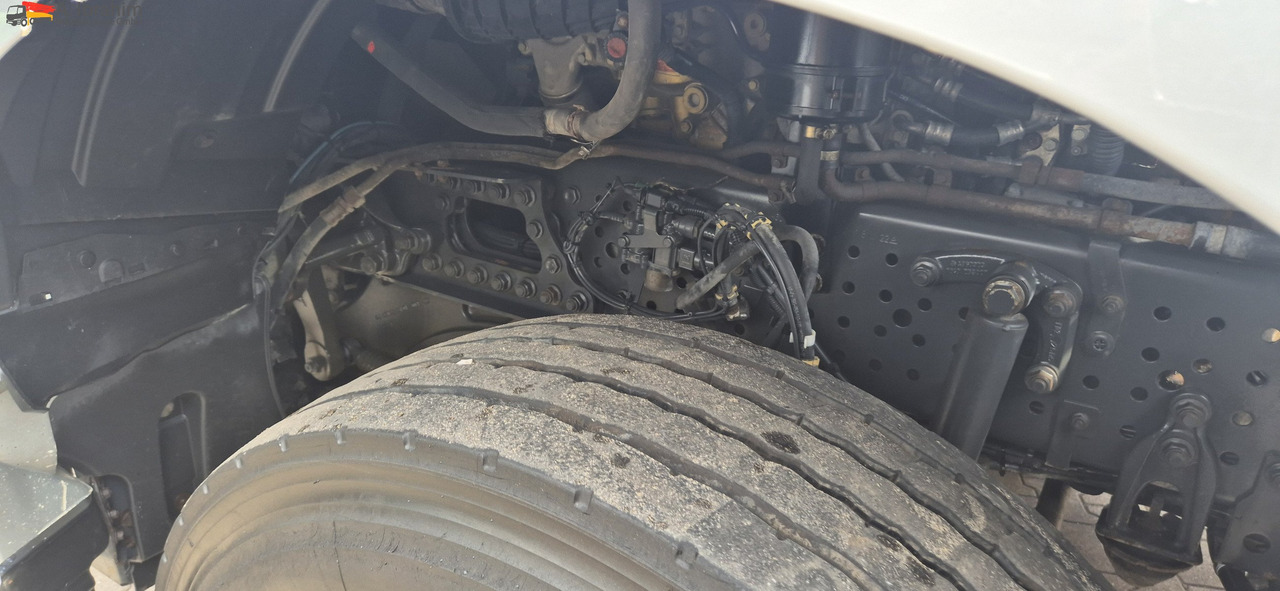 Mercedes-Benz DB 1842H 4x4 Hydrodrive Scheckheft bei Mercedes - رأس تريلا: صورة 5 Mercedes-Benz DB 1842H 4x4 Hydrodrive Scheckheft bei Mercedes - رأس تريلا: صورة 5