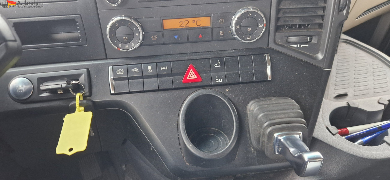 Mercedes-Benz DB 2542 Scheckheft gepflegt bei Mercedes, Euro 5 - ناقلة حاويات/ شاحنة حاويات: صورة 4 Mercedes-Benz DB 2542 Scheckheft gepflegt bei Mercedes, Euro 5 - ناقلة حاويات/ شاحنة حاويات: صورة 4