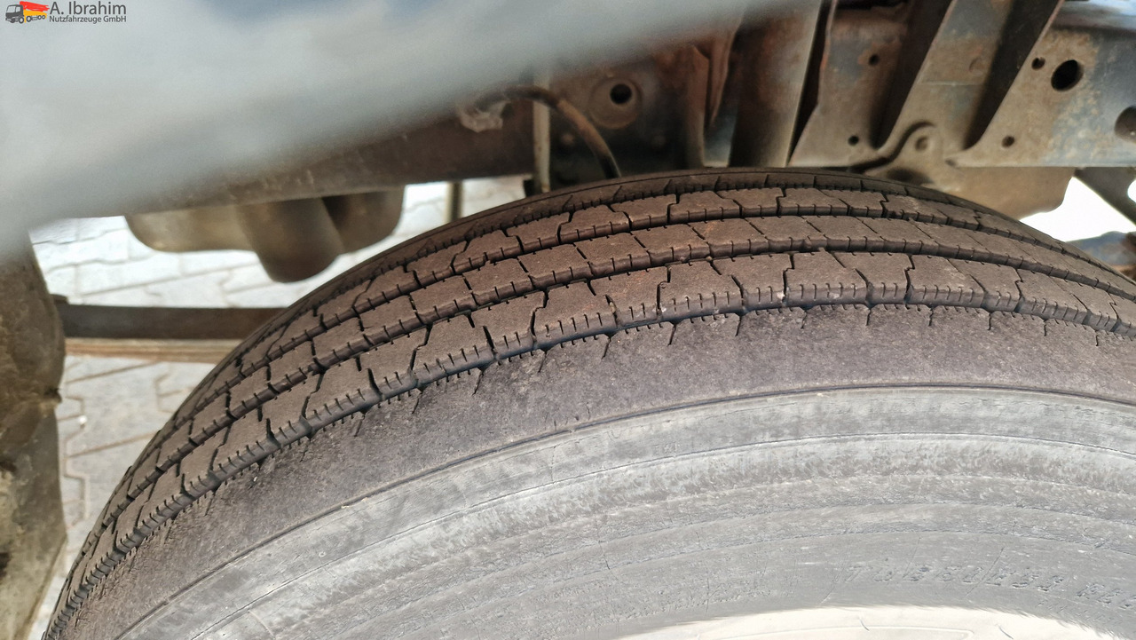 شاحنة توصيل مفتوحة Mercedes-Benz DB 813 Pritsche Kran H- Kennzeichen,Oldtimer ein Stück Geschichte: صورة 14 شاحنة توصيل مفتوحة Mercedes-Benz DB 813 Pritsche Kran H- Kennzeichen,Oldtimer ein Stück Geschichte: صورة 14