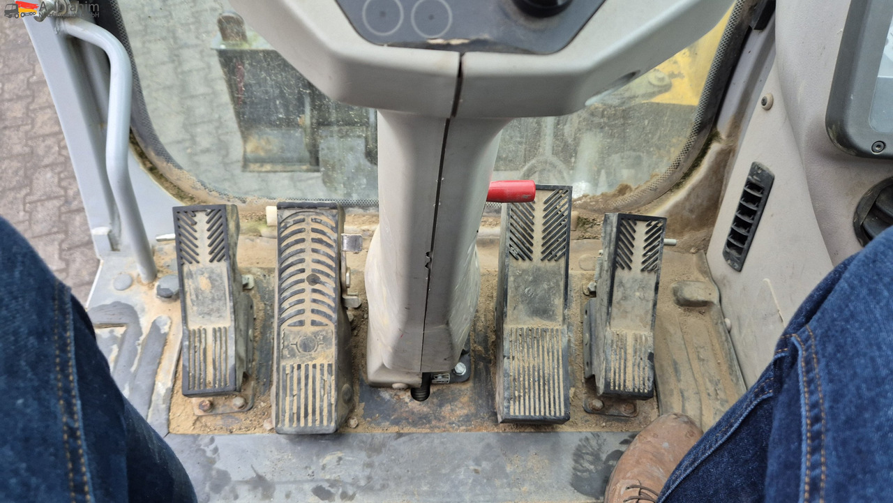 New Holland MH 2.6 Zustand gut, deutsche Maschine incl. Greifer und Dreservo - حفار ذو عجلات: صورة 5 New Holland MH 2.6 Zustand gut, deutsche Maschine incl. Greifer und Dreservo - حفار ذو عجلات: صورة 5