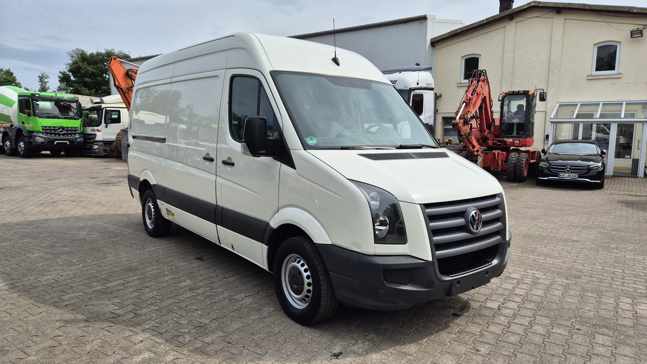 فان VW Crafter 2.5 Diesel Rost ja, technisch super, HU neu 01 2025: صورة 9 فان VW Crafter 2.5 Diesel Rost ja, technisch super, HU neu 01 2025: صورة 9