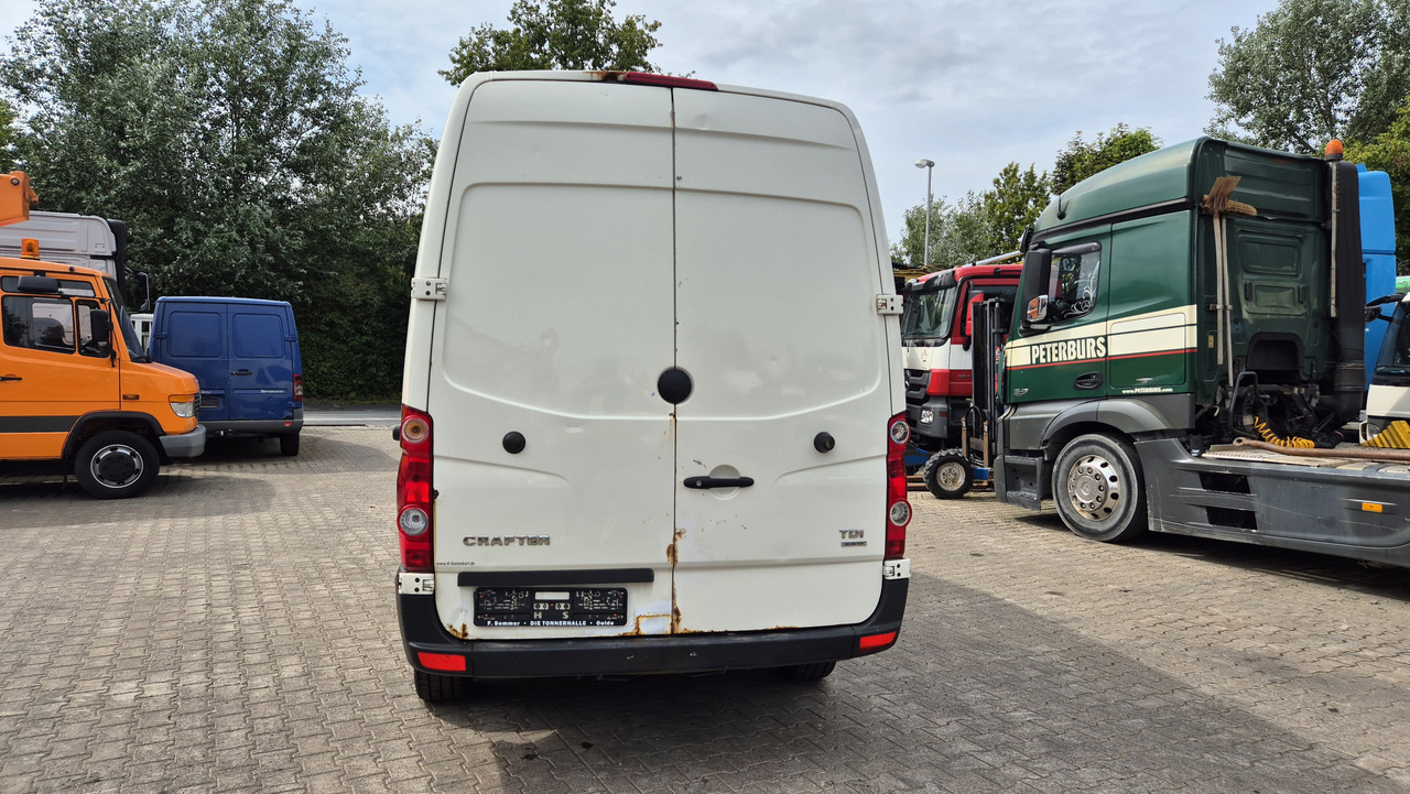 فان VW Crafter 2.5 Diesel Rost ja, technisch super, HU neu 01 2025: صورة 11 فان VW Crafter 2.5 Diesel Rost ja, technisch super, HU neu 01 2025: صورة 11