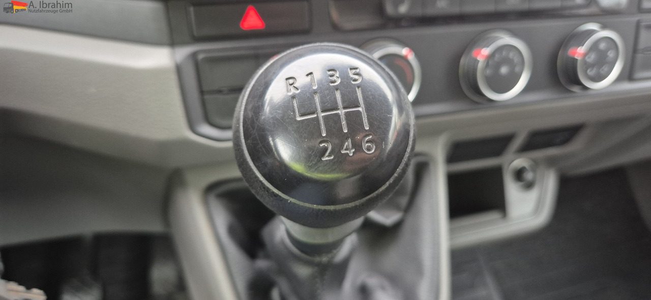 VW Crafter LBW, Vollausstattung - شاحنة بصندوق مغلق: صورة 4 VW Crafter LBW, Vollausstattung - شاحنة بصندوق مغلق: صورة 4