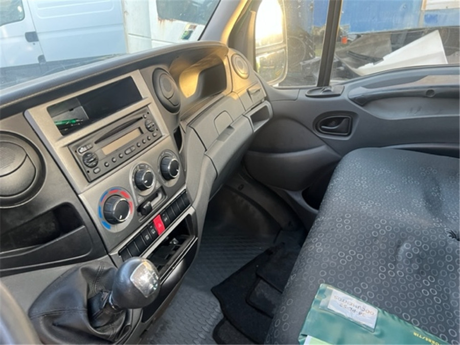 Iveco 35C17 - شاحنة توصيل مغلقة: صورة 5 Iveco 35C17 - شاحنة توصيل مغلقة: صورة 5