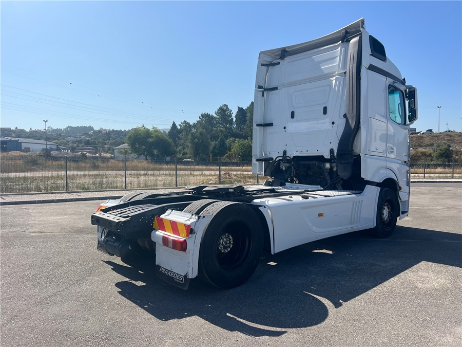 MERCEDES-BENZ ACTROS 1845 LS - مقطورة السحب: صورة 4 MERCEDES-BENZ ACTROS 1845 LS - مقطورة السحب: صورة 4