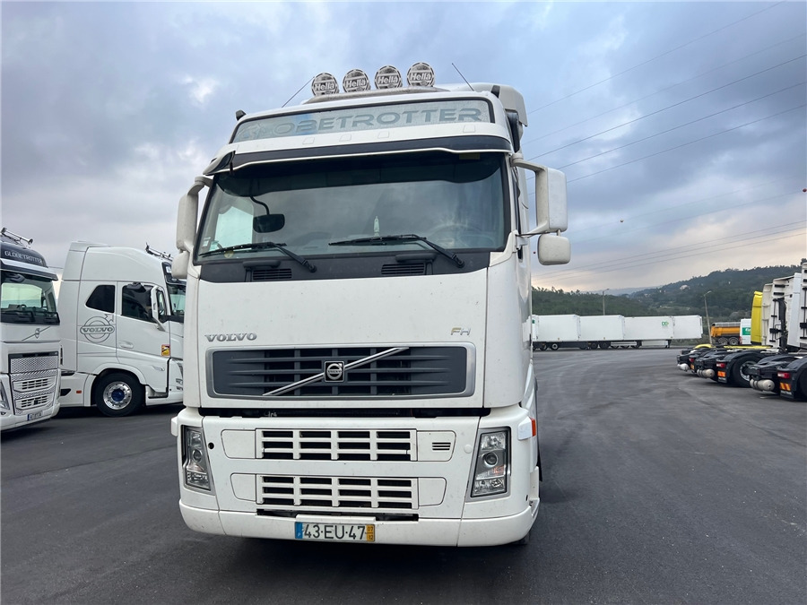 Volvo FH 480 - مقطورة السحب: صورة 2 Volvo FH 480 - مقطورة السحب: صورة 2
