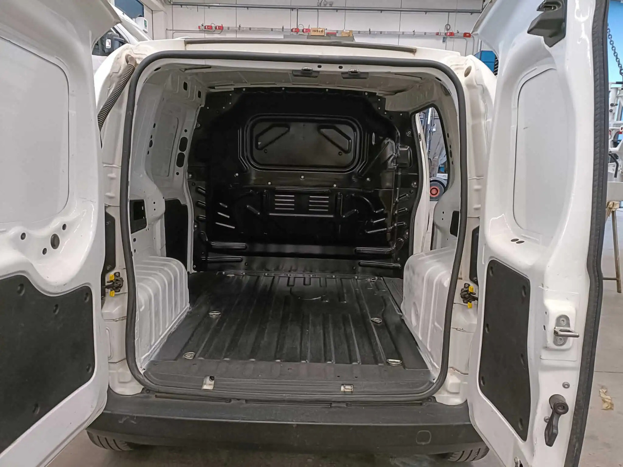 FIAT FIORINO SX - فان: صورة 4 FIAT FIORINO SX - فان: صورة 4