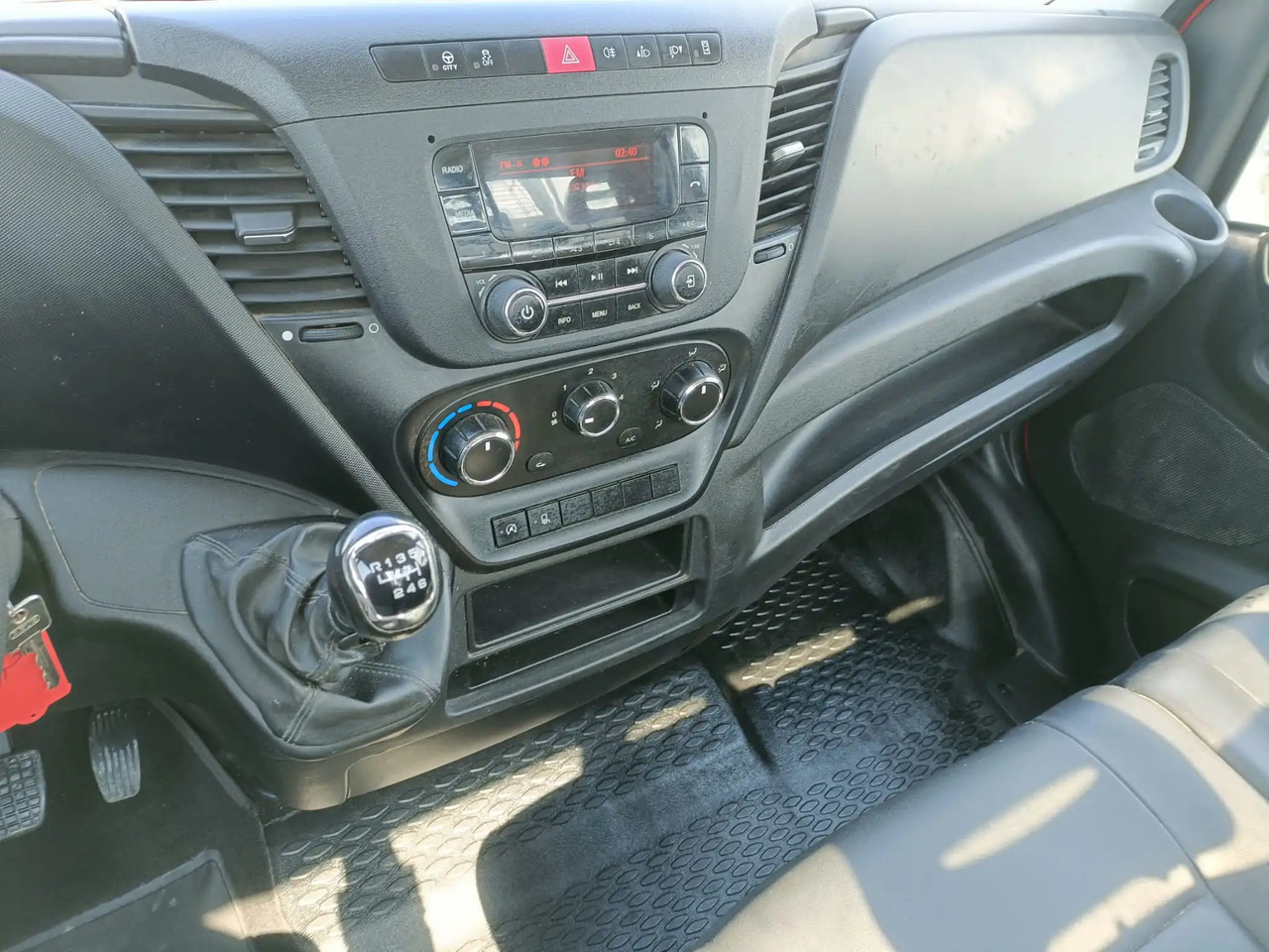 قلاب صغير IVECO DAILY 35C12 RIBALTABILE: صورة 14