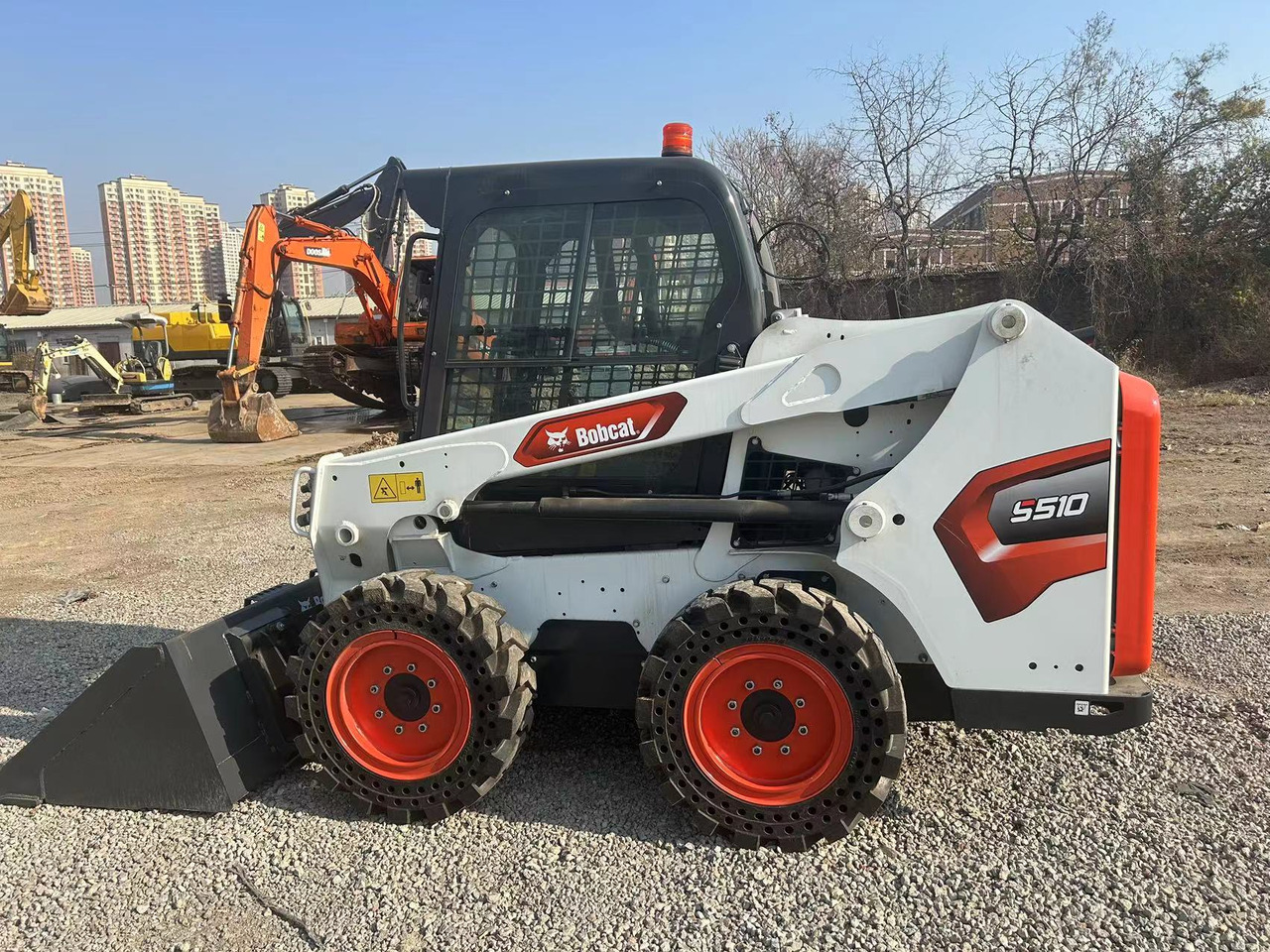 Bobcat S510 - شيول صغير: صورة 4 Bobcat S510 - شيول صغير: صورة 4