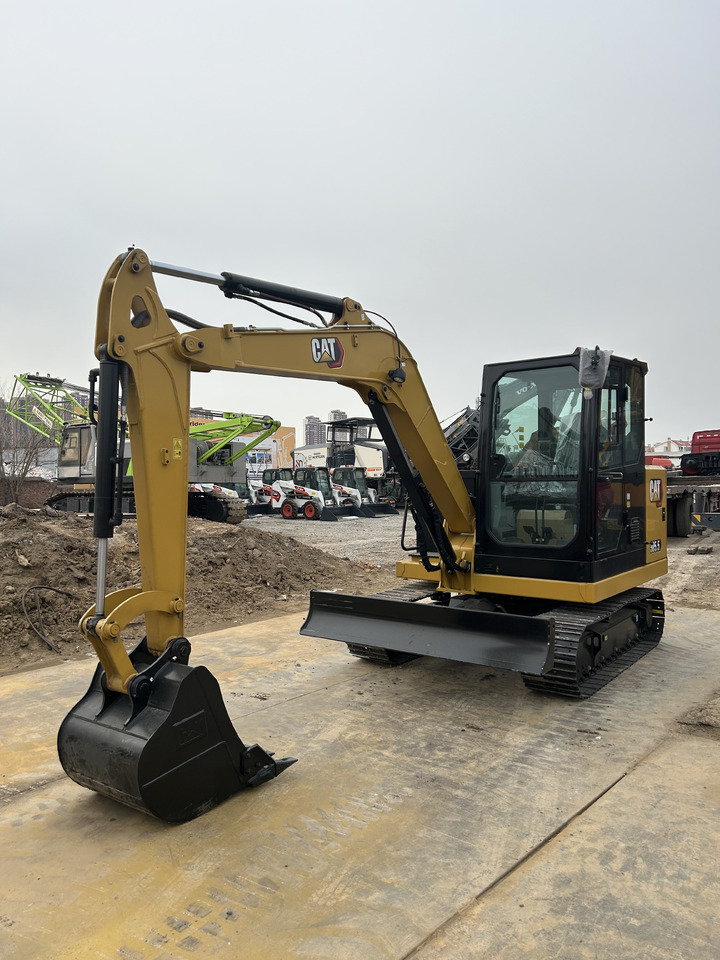 CATERPILLAR 305.5GC - حفار زاحف: صورة 3 CATERPILLAR 305.5GC - حفار زاحف: صورة 3