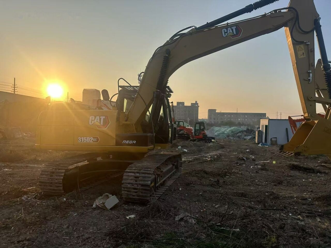 Caterpillar 315D2 - حفار زاحف: صورة 1 Caterpillar 315D2 - حفار زاحف: صورة 1