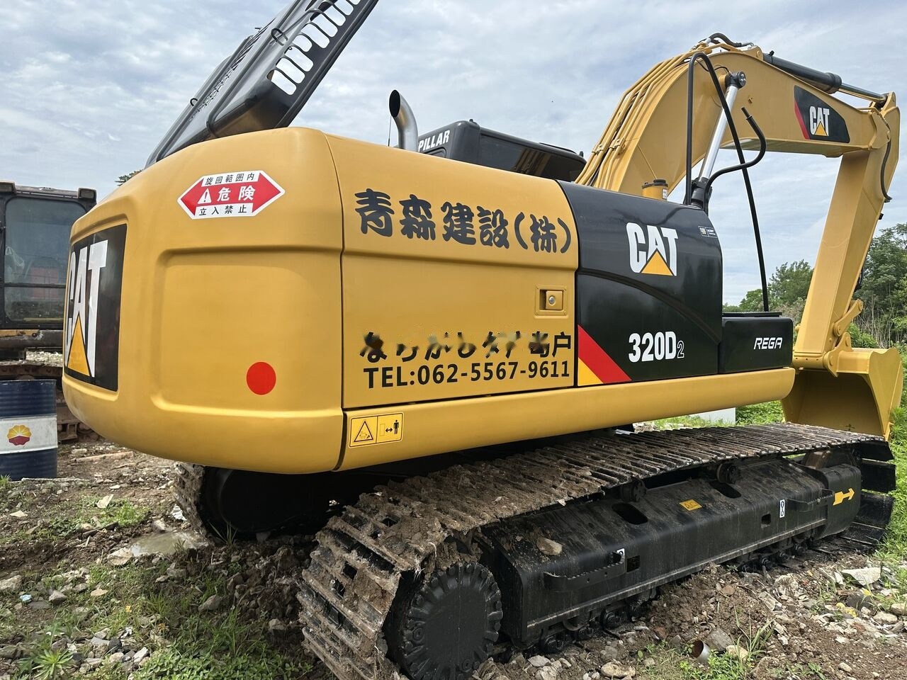 Caterpillar 320D2 - حفار زاحف: صورة 3 Caterpillar 320D2 - حفار زاحف: صورة 3