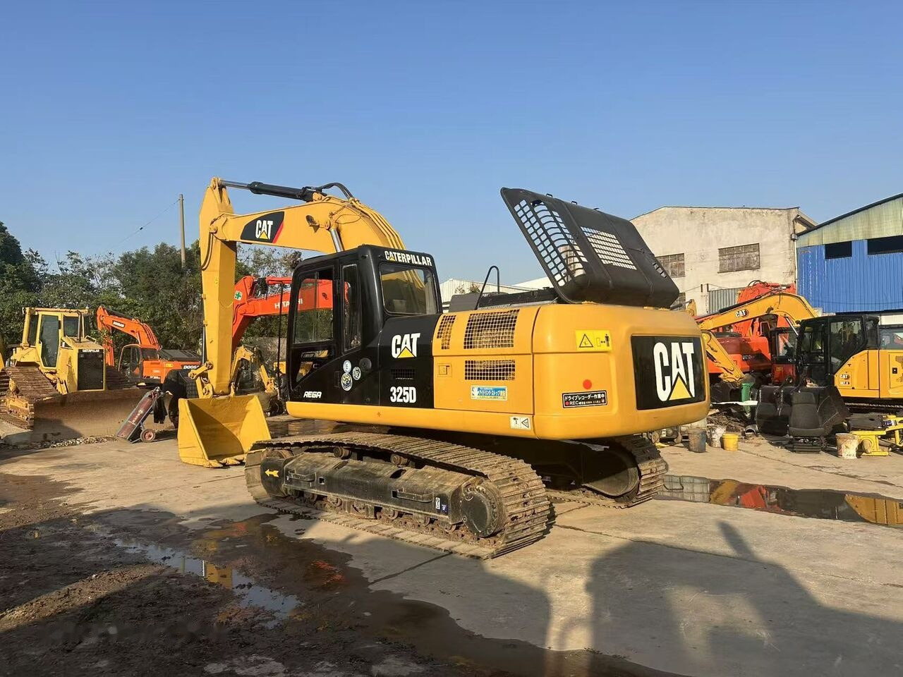 Caterpillar 325D - حفار زاحف: صورة 4 Caterpillar 325D - حفار زاحف: صورة 4