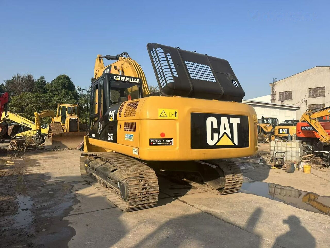 Caterpillar 325D - حفار زاحف: صورة 5 Caterpillar 325D - حفار زاحف: صورة 5