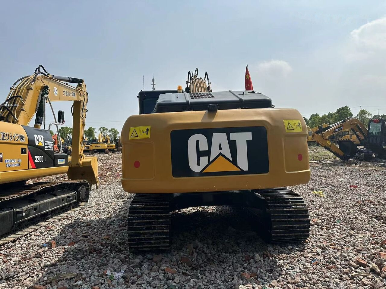 Caterpillar CAT 320D - حفار زاحف: صورة 5 Caterpillar CAT 320D - حفار زاحف: صورة 5