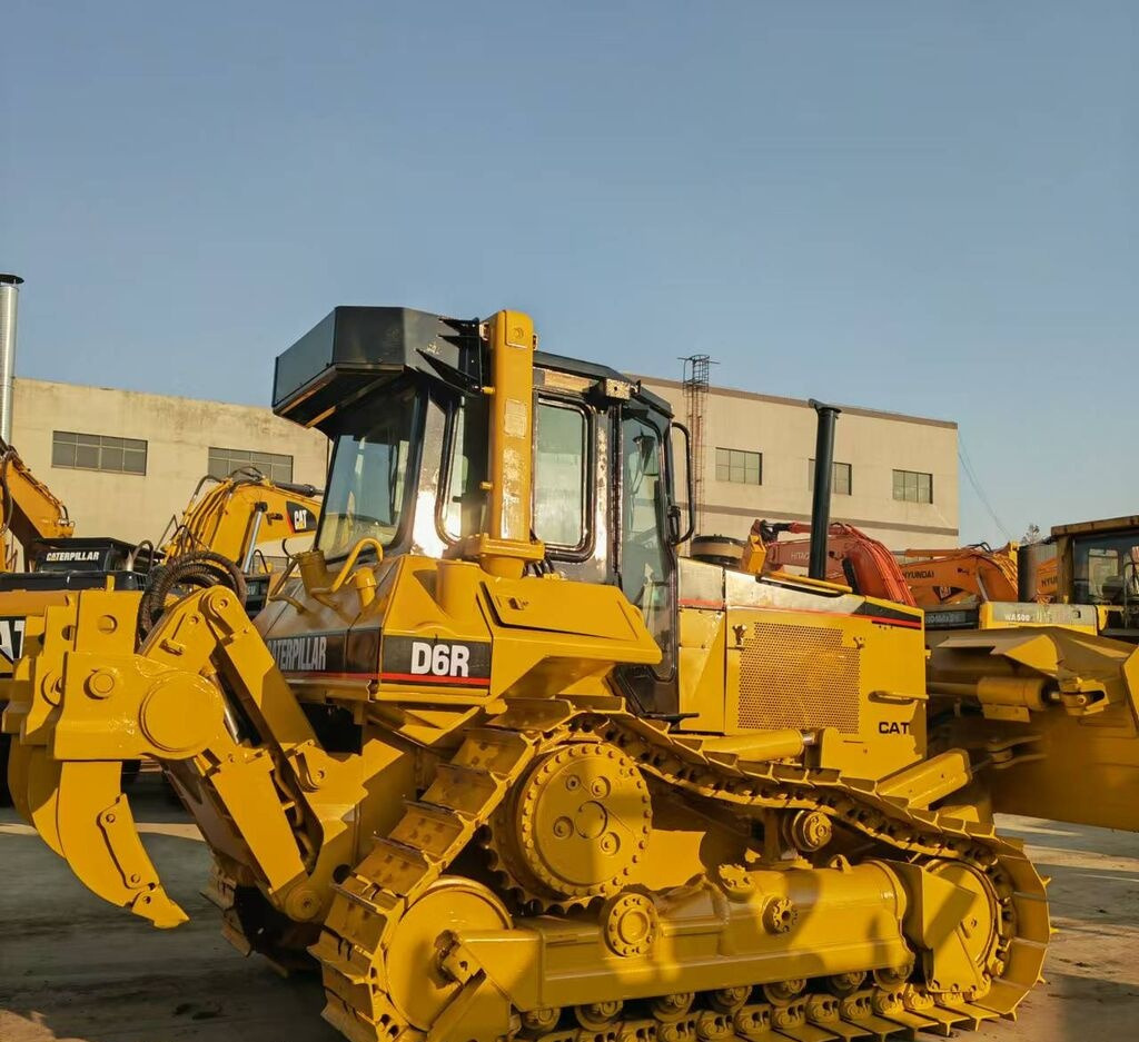 Caterpillar D6R - بلدوزر: صورة 2 Caterpillar D6R - بلدوزر: صورة 2