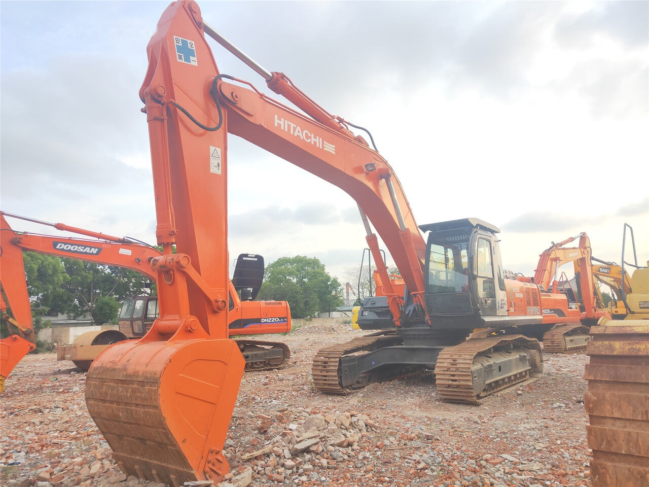 تأجير Hitachi ZX350H-3G Hitachi ZX350H-3G: صورة 9