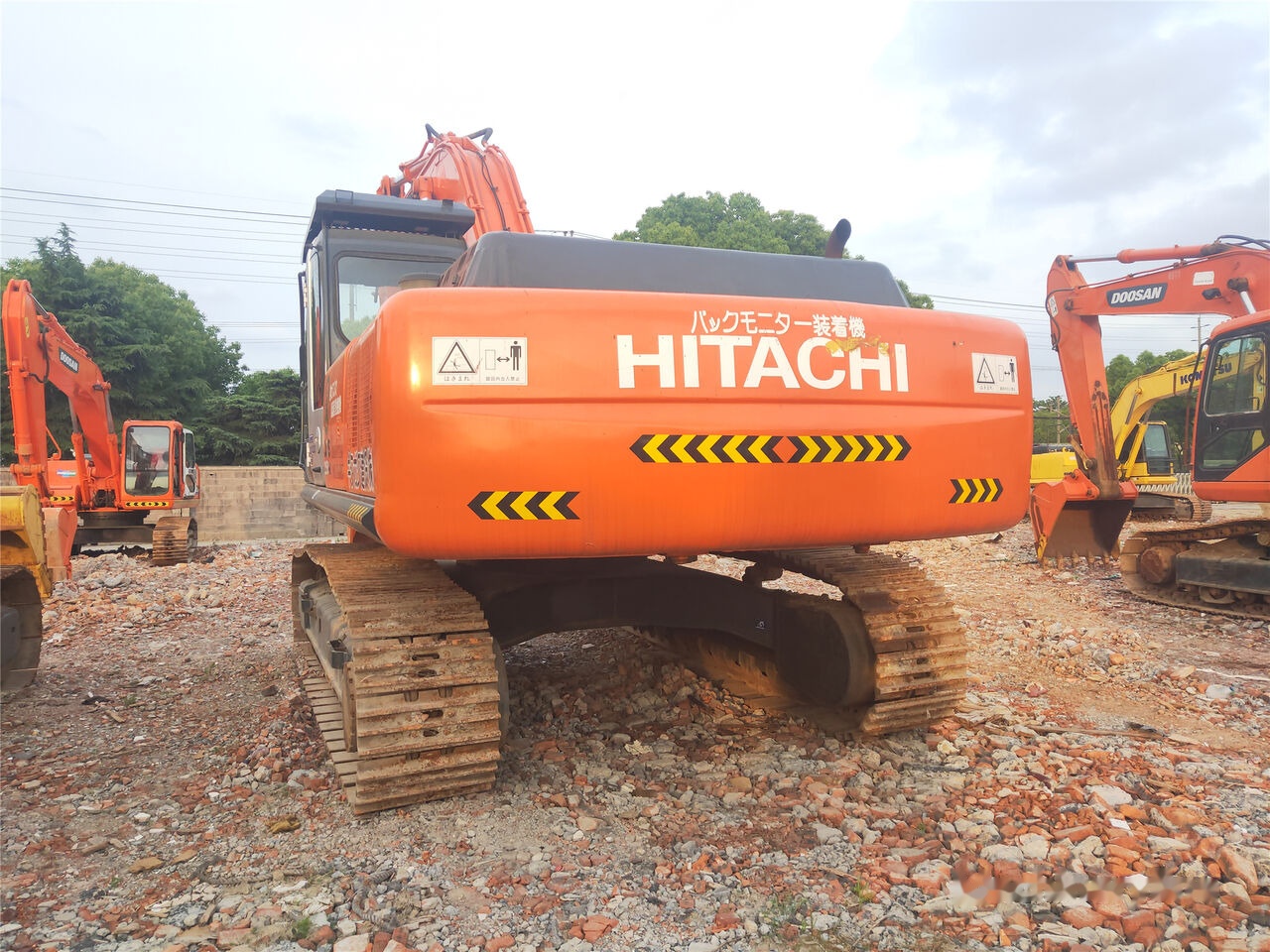 Hitachi ZX350H-3G - حفار زاحف: صورة 1 Hitachi ZX350H-3G - حفار زاحف: صورة 1
