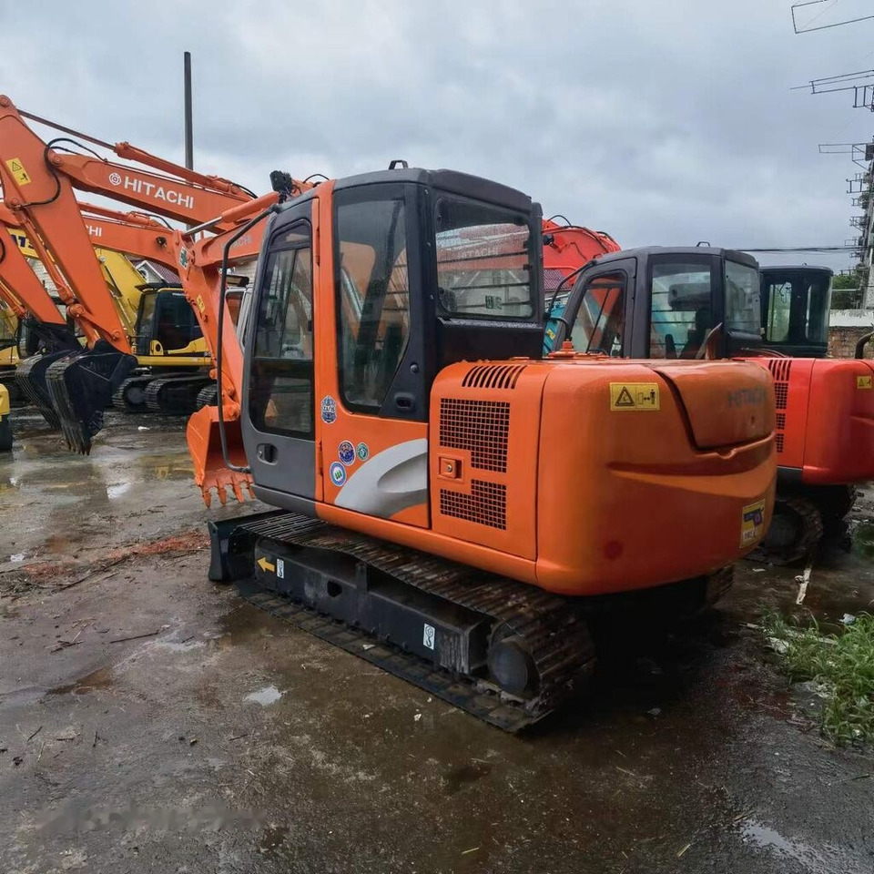 Hitachi ZX60 - حفار زاحف: صورة 2 Hitachi ZX60 - حفار زاحف: صورة 2