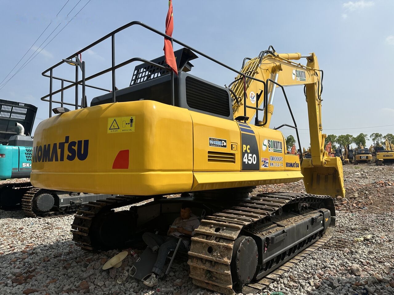 Komatsu PC450 - حفار زاحف: صورة 2 Komatsu PC450 - حفار زاحف: صورة 2