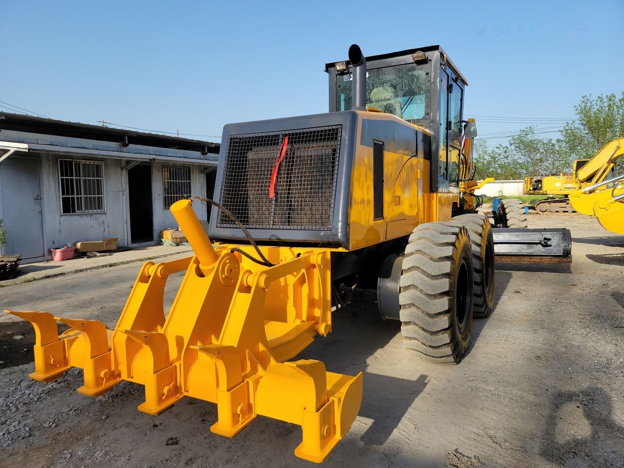 XCMG GR180 - ماكينة تسوية: صورة 3 XCMG GR180 - ماكينة تسوية: صورة 3