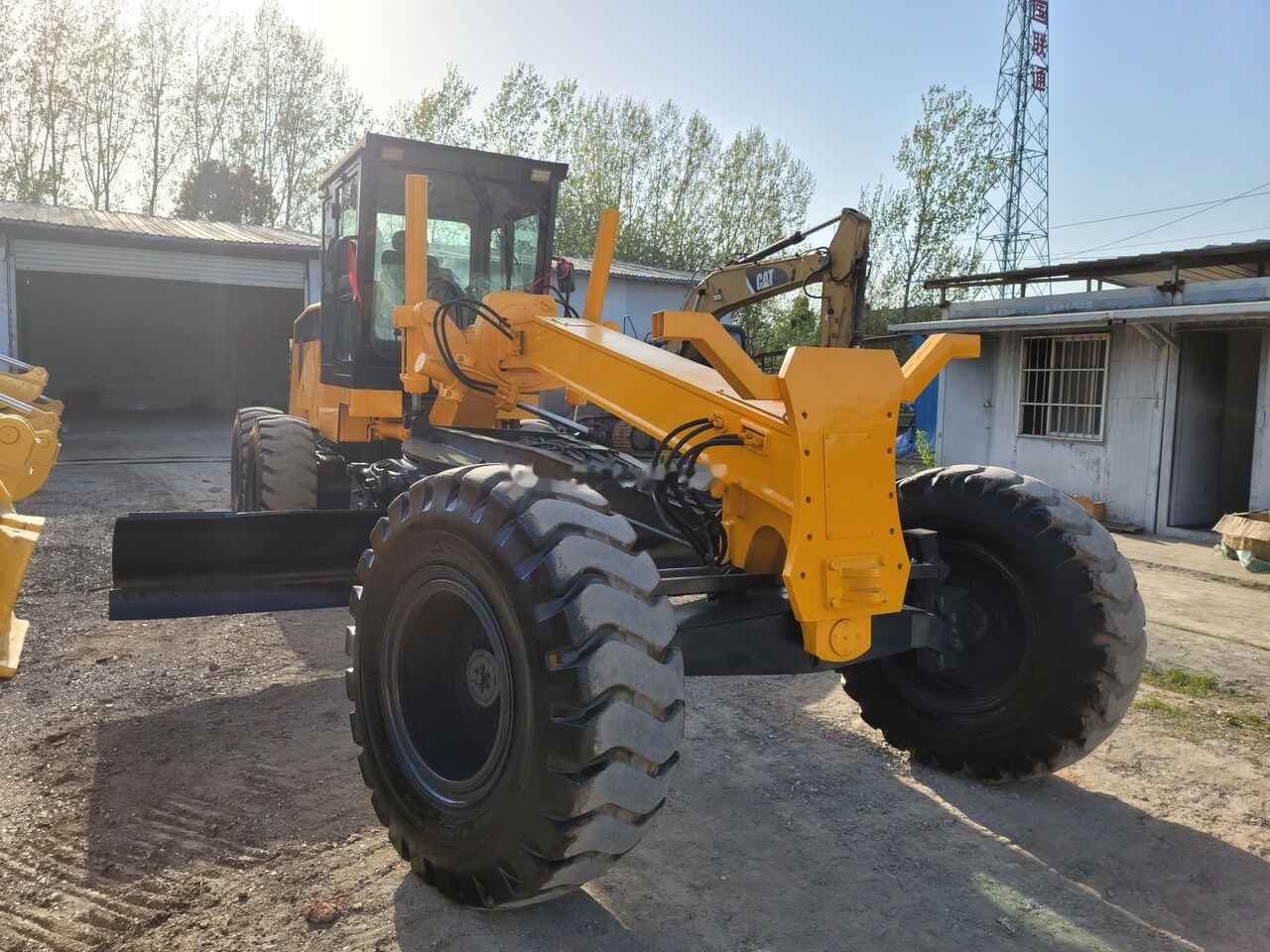 XCMG GR180 - ماكينة تسوية: صورة 2 XCMG GR180 - ماكينة تسوية: صورة 2