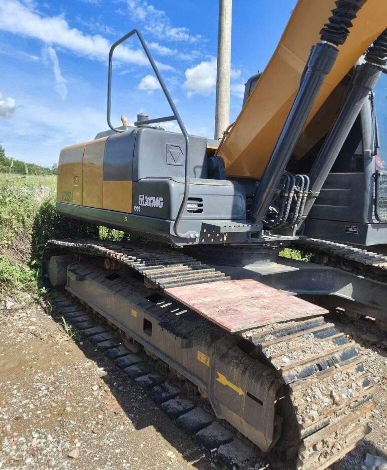 XCMG XE215DA - حفار زاحف: صورة 4 XCMG XE215DA - حفار زاحف: صورة 4