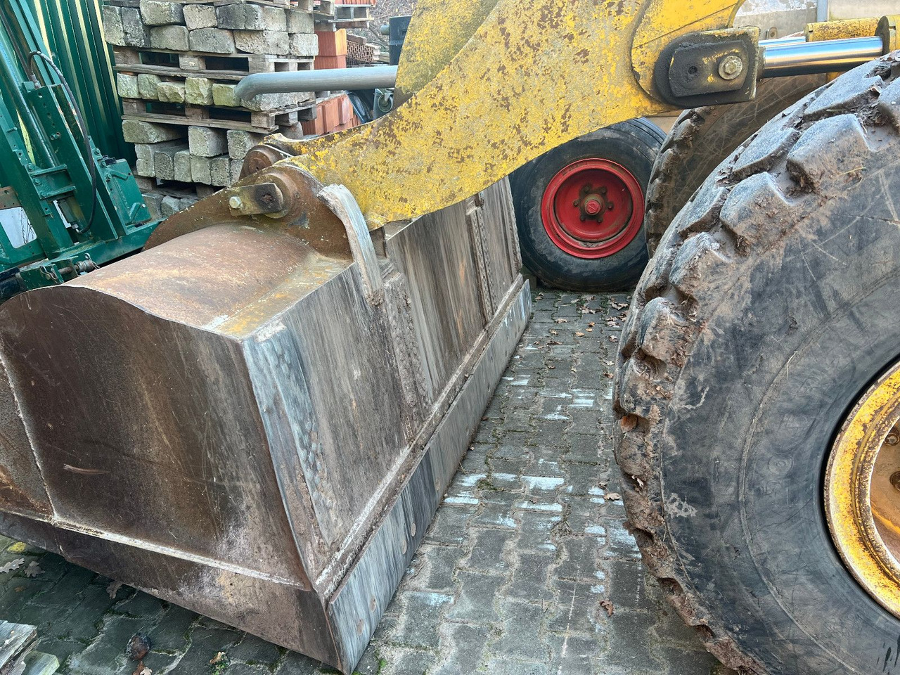 Komatsu WA 270 - اللودر بعجل: صورة 3 Komatsu WA 270 - اللودر بعجل: صورة 3