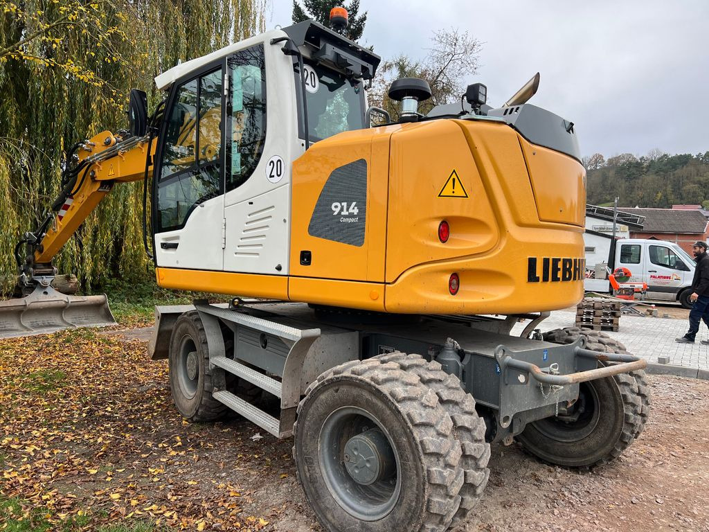Liebherr A 914 Compact SW 33 Likufix - حفار ذو عجلات: صورة 2 Liebherr A 914 Compact SW 33 Likufix - حفار ذو عجلات: صورة 2