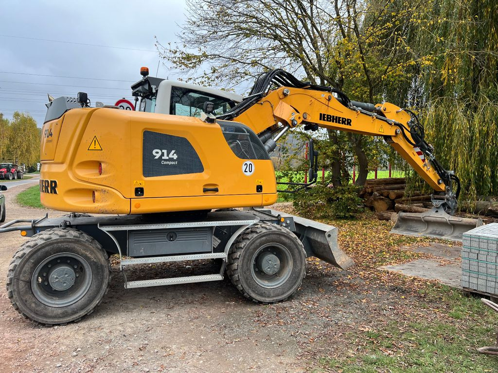 Liebherr A 914 Compact SW 33 Likufix - حفار ذو عجلات: صورة 1 Liebherr A 914 Compact SW 33 Likufix - حفار ذو عجلات: صورة 1