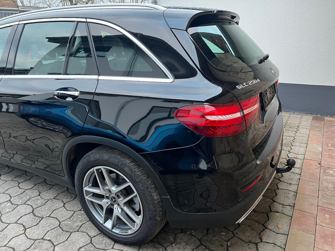 Mercedes-Benz GLC 250 GLC GLC 250 d 4Matic - سيارة دفع رباعي: صورة 4 Mercedes-Benz GLC 250 GLC GLC 250 d 4Matic - سيارة دفع رباعي: صورة 4