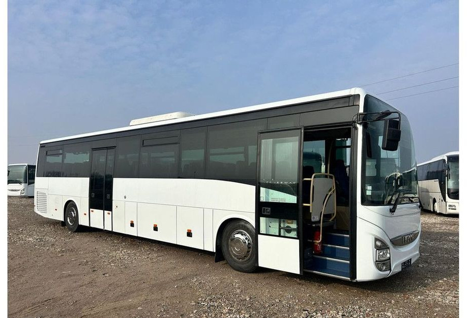 Iveco Crossway - حافلة الضواحي: صورة 3 Iveco Crossway - حافلة الضواحي: صورة 3