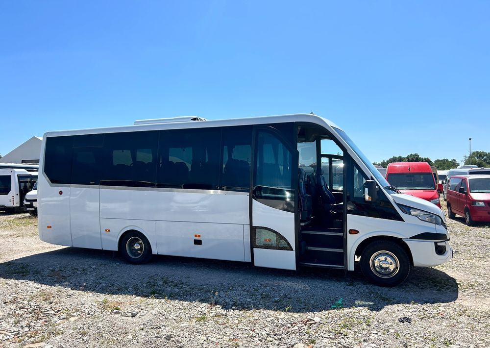 Iveco Daily - حافلة صغيرة, ميكروباص: صورة 3 Iveco Daily - حافلة صغيرة, ميكروباص: صورة 3