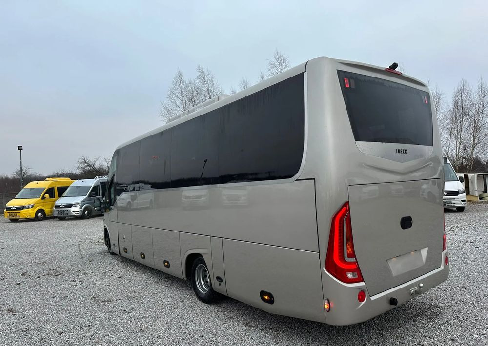 Iveco Daily - حافلة صغيرة, ميكروباص: صورة 5 Iveco Daily - حافلة صغيرة, ميكروباص: صورة 5