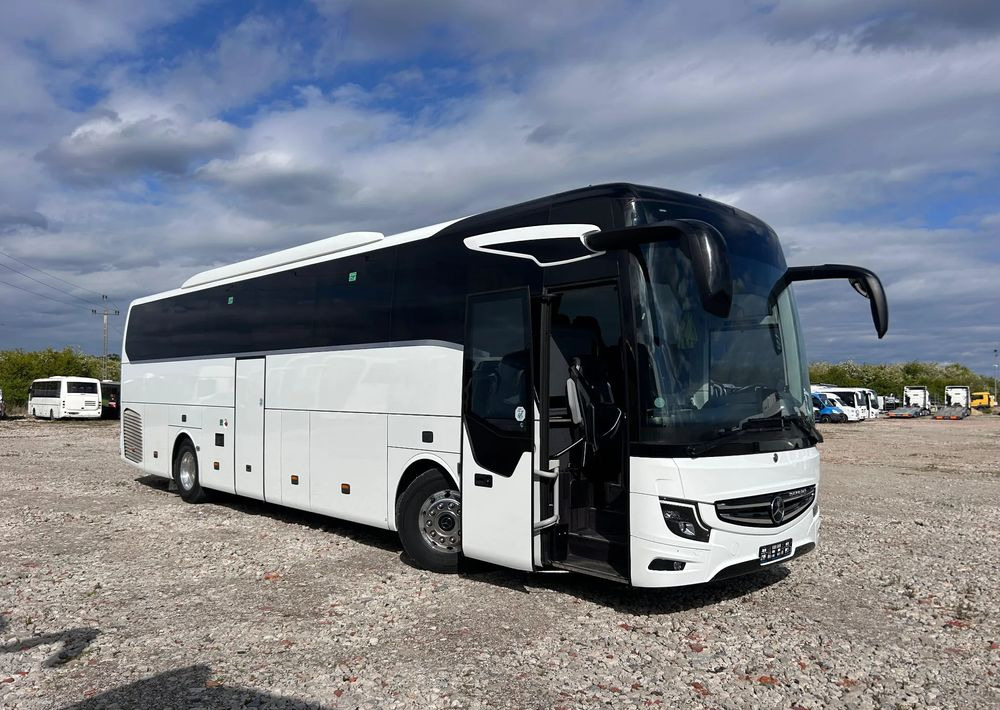 Mercedes-Benz Tourismo - حافلة نقل لمسافات طويلة: صورة 1 Mercedes-Benz Tourismo - حافلة نقل لمسافات طويلة: صورة 1