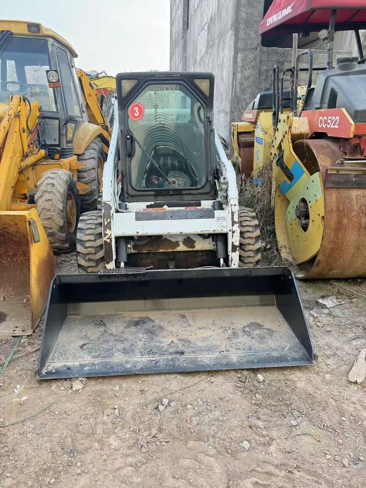 BOBCAT S185 - شيول صغير: صورة 1 BOBCAT S185 - شيول صغير: صورة 1