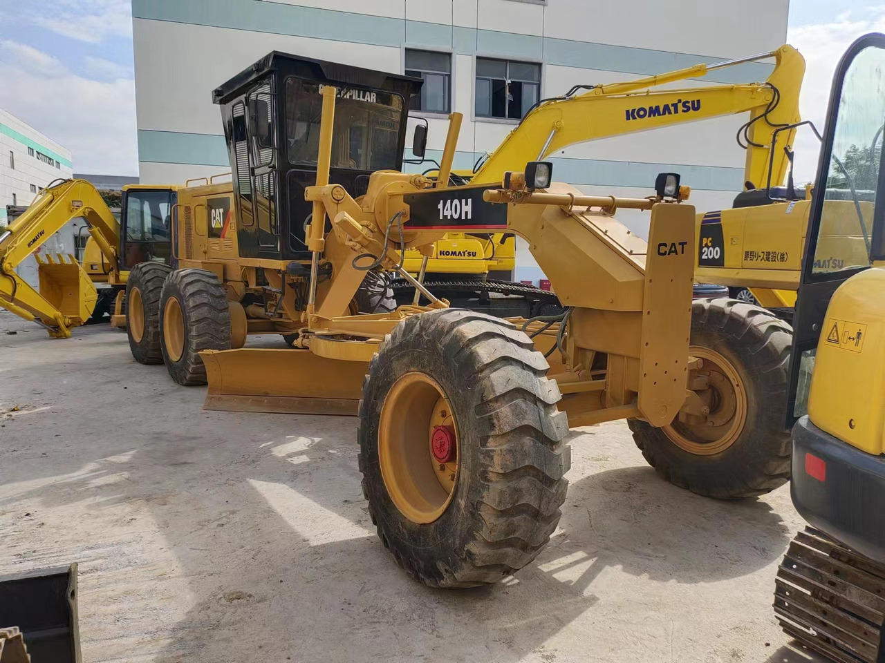 CATERPILLAR 140H - ماكينة تسوية: صورة 1 CATERPILLAR 140H - ماكينة تسوية: صورة 1