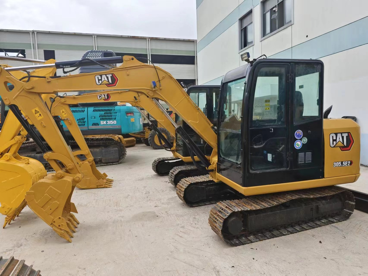 CATERPILLAR 305.5E2 - حفار صغير: صورة 1 CATERPILLAR 305.5E2 - حفار صغير: صورة 1