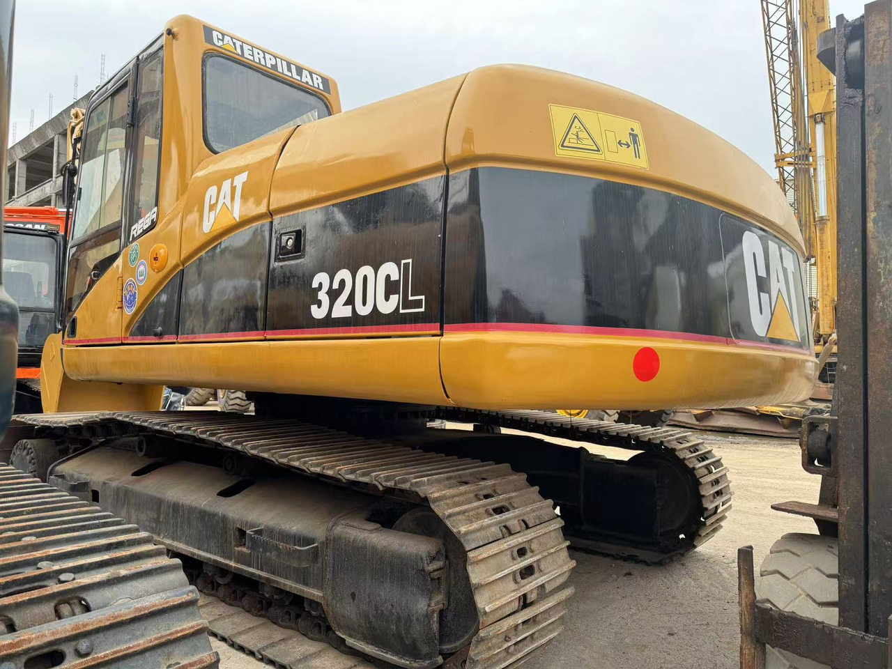 CATERPILLAR 320C - حفار زاحف: صورة 2 CATERPILLAR 320C - حفار زاحف: صورة 2