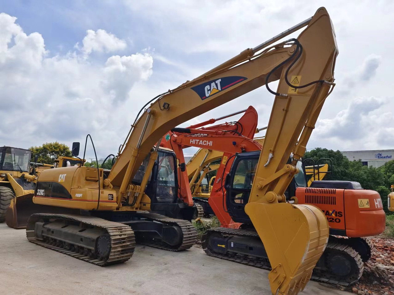 CATERPILLAR 320C - حفار زاحف: صورة 1 CATERPILLAR 320C - حفار زاحف: صورة 1