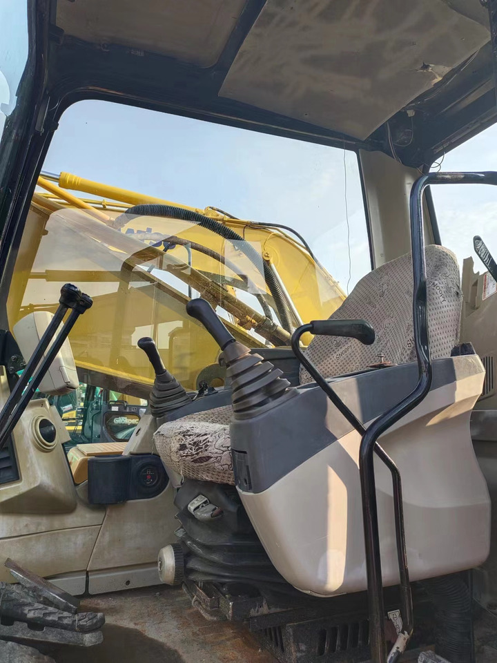 CATERPILLAR 325C - حفار زاحف: صورة 4 CATERPILLAR 325C - حفار زاحف: صورة 4