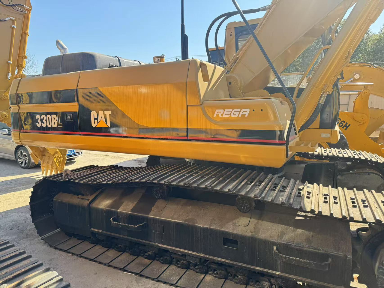 CATERPILLAR 330BL - حفار زاحف: صورة 2 CATERPILLAR 330BL - حفار زاحف: صورة 2