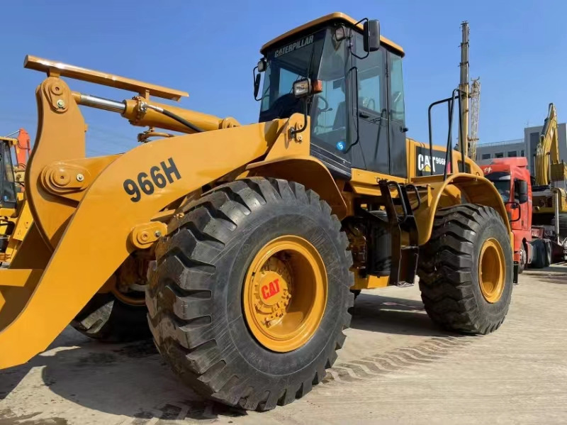 CATERPILLAR 966H - اللودر بعجل: صورة 1 CATERPILLAR 966H - اللودر بعجل: صورة 1