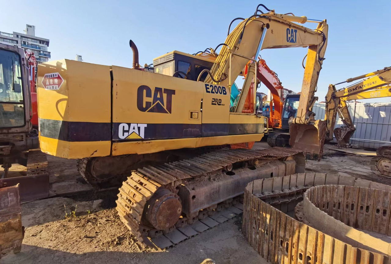 CATERPILLAR E200B - حفار زاحف: صورة 1 CATERPILLAR E200B - حفار زاحف: صورة 1