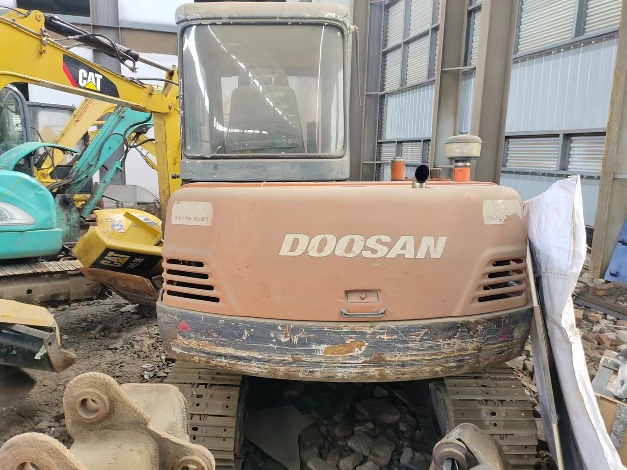 DOOSAN DH55 - حفار صغير: صورة 5 DOOSAN DH55 - حفار صغير: صورة 5